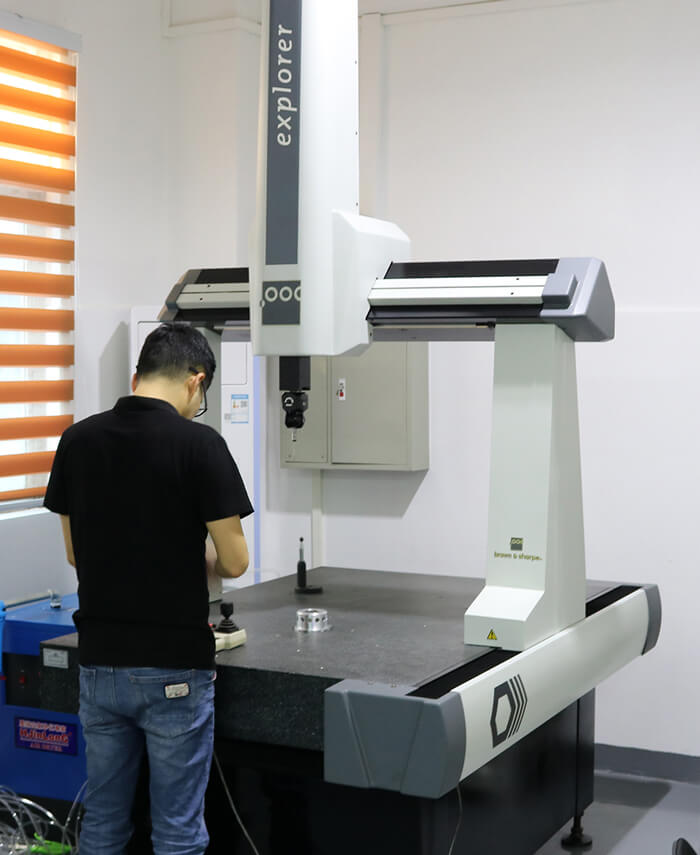 Great-Light-in-process-dimensional-inspection-during-CNC-machining-—-operator-measuring-part-before-final-finish-pass-to-ensure-tolerance-compliance